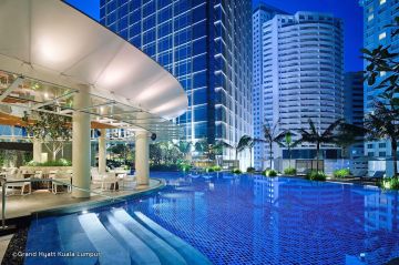 Family Getaway Bali Friends Tour Package for 8 Days