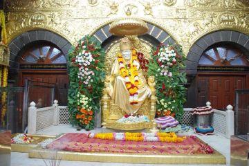 Beautiful 3 Days 2 Nights Shirdi Monument Vacation Package