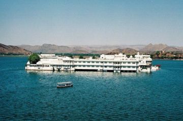 8 Days 7 Nights Jaipur to Bikaner Luxury Holiday Package