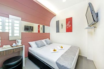 Magical 7 Days Phuket Shopping Trip Package