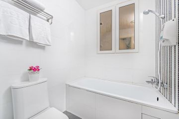 Magical 7 Days Phuket Shopping Trip Package