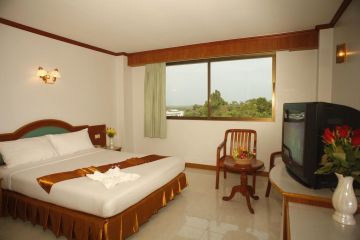 Family Getaway 5 Days Phuket Beach Tour Package