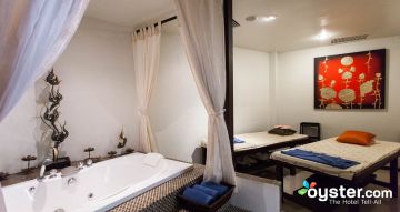 Beautiful 7 Days Delhi to Phuket Luxury Holiday Package