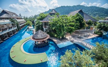 Heart-warming 6 Days Phuket Wildlife Vacation Package