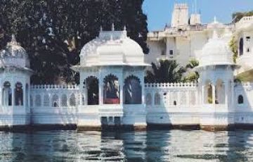 Magical 4 Days 3 Nights Udaipur and Mount Abu Luxury Vacation Package