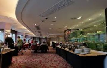 Ecstatic Hng Honeymoon Tour Package for 5 Days 4 Nights from Delhi