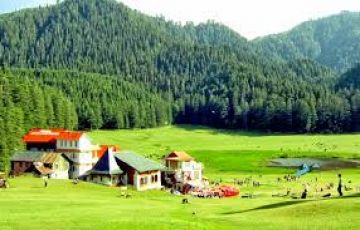 Beautiful Manali Honeymoon Tour Package for 4 Days from New Delhi