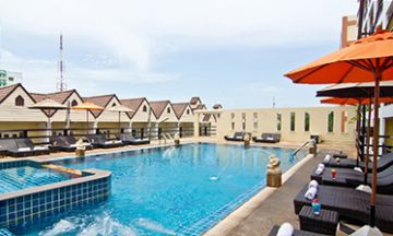 4 Days Pattaya City Honeymoon Vacation Package