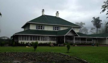 Experience 4 Days 3 Nights Darjeeling Family Vacation Package