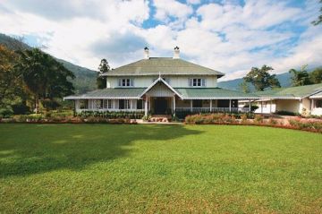 Experience 4 Days 3 Nights Darjeeling Family Vacation Package