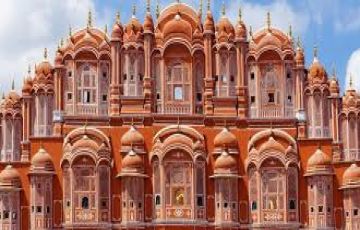 Family Getaway 6 Days Agra Trip Package