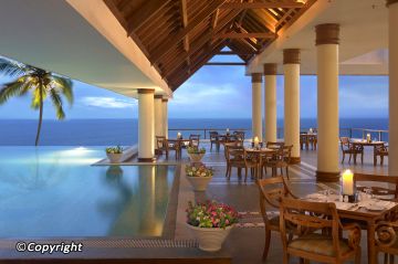 Amazing 5 Days Kerala Beach Trip Package