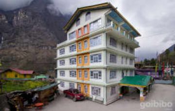 Family Getaway 7 Days 6 Nights Lachung Mountain Vacation Package
