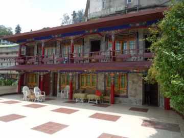 Experience 4 Days Sikkim Mountain Holiday Package