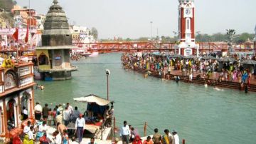 Family Getaway 12 Days Delhi to Haridwar Honeymoon Tour Package