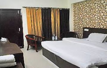 Amazing 4 Days Delhi to Himachal Pradesh Hill Stations Trip Package