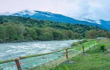 Memorable 4 Days Delhi to Manali Nature Tour Package