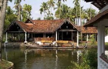 Beautiful Kerala Offbeat Tour Package for 4 Days