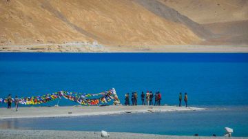Beautiful 10 Days Srinagar Mountain Tour Package