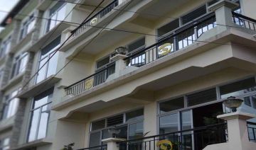 4 Days 3 Nights Mumbai to Darjeeling Friends Trip Package