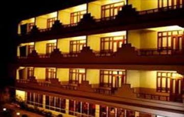 Magical Darjeeling Mountain Tour Package from Mumbai