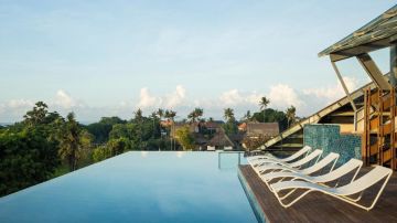 Family Getaway 6 Days 5 Nights Bali Romantic Tour Package