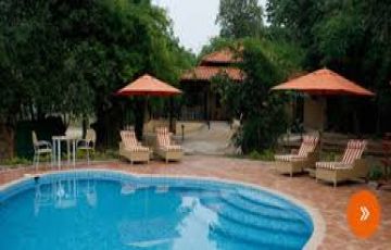 Beautiful 3 Days Jaipur to Bandhavgarh Colony Nightlife Tour Package