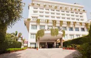 Ecstatic 5 Days Delhi to Madhyamgram Trip Package