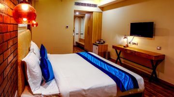 Ecstatic 4 Days Delhi to Tirupati Water Activities Tour Package