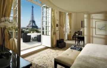 Pleasurable 7 Days Mumbai to Paris Trip Package