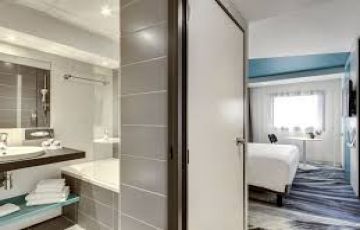 Experience Paris Tour Package for 6 Days 5 Nights