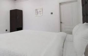 Pleasurable 4 Days Delhi to Goa Honeymoon Holiday Package