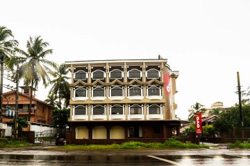 Pleasurable 4 Days Delhi to Goa Honeymoon Holiday Package