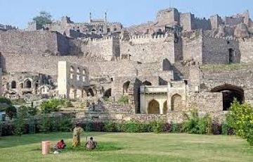 Family Getaway 4 Days 3 Nights Hyderabad Hill Tour Package