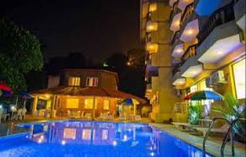 Ecstatic 4 Days Delhi to Goa Weekend Getaways Holiday Package