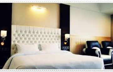 Family Getaway 4 Days Delhi to Shimla Hill Stations Vacation Package