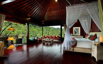 Ecstatic 5 Days 4 Nights Bali Luxury Holiday Package