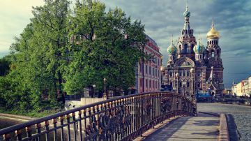 Magical 9 Days Moscow to St Petersburg Culture and Heritage Tour Package