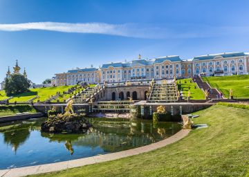 Family Getaway 6 Days 5 Nights Peterhof Honeymoon Trip Package