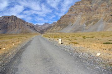 Best Leh Offbeat Tour Package from Manali