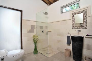 Family Getaway 3 Days Delhi to Bali Romantic Vacation Package