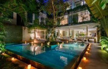 Ecstatic 4 Days Delhi to Bali Luxury Vacation Package
