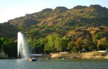 Experience 4 Days 3 Nights Udaipur Heritage Tour Holiday Package