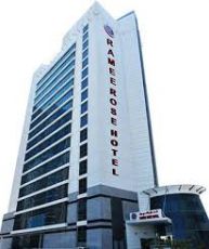 Pleasurable 4 Days Delhi to Dubai Tour Package