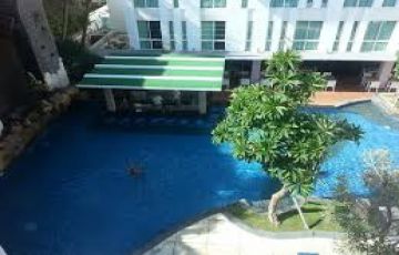 Family Getaway 4 Days Delhi to Bali Beach Vacation Package