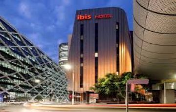 Pleasurable 4 Days Delhi to Australia Honeymoon Holiday Package