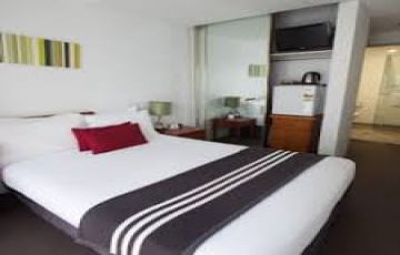 Magical 4 Days Australia Water Activities Tour Package