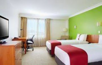 Beautiful 7 Days Delhi to Australia Beach Trip Package