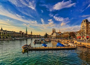 Memorable 10 Days Delhi to Lucerne Friends Holiday Package