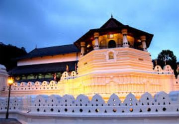 Pleasurable 7 Days Kandy Beach Tour Package